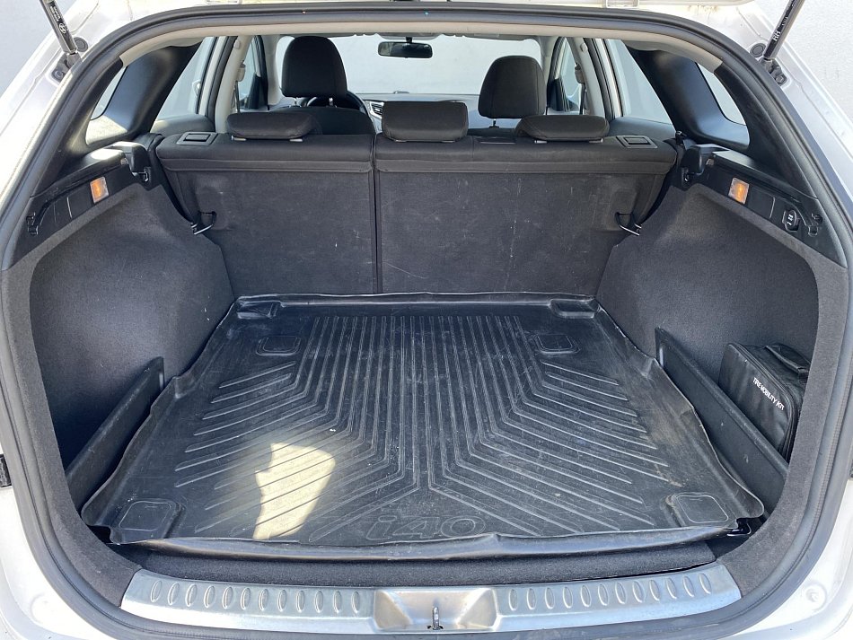 Hyundai I40 1.6i 