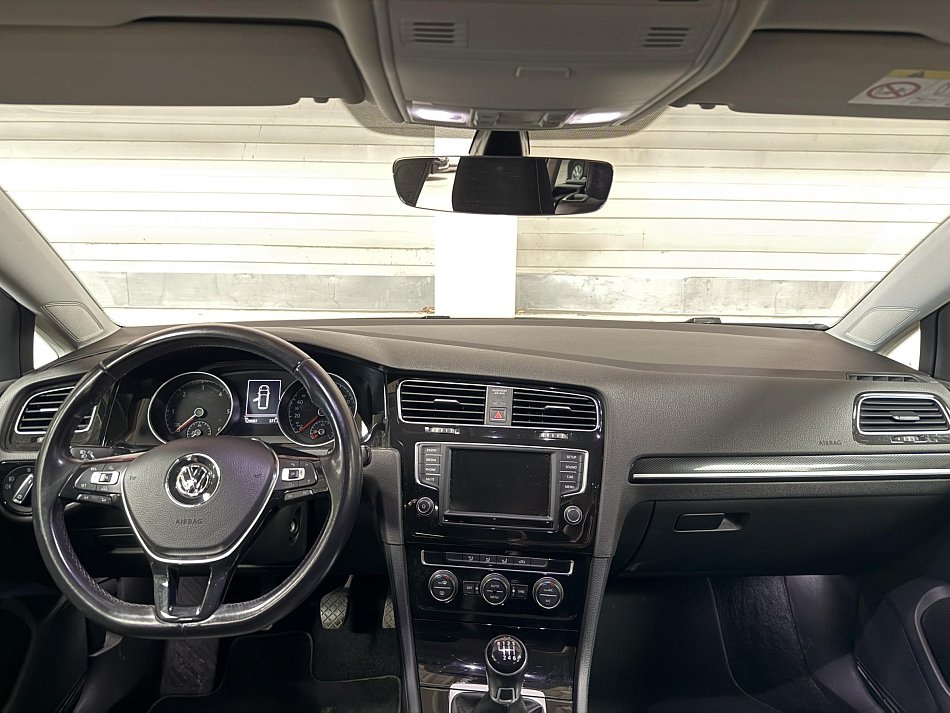 Volkswagen Golf 2.0TDi  VII