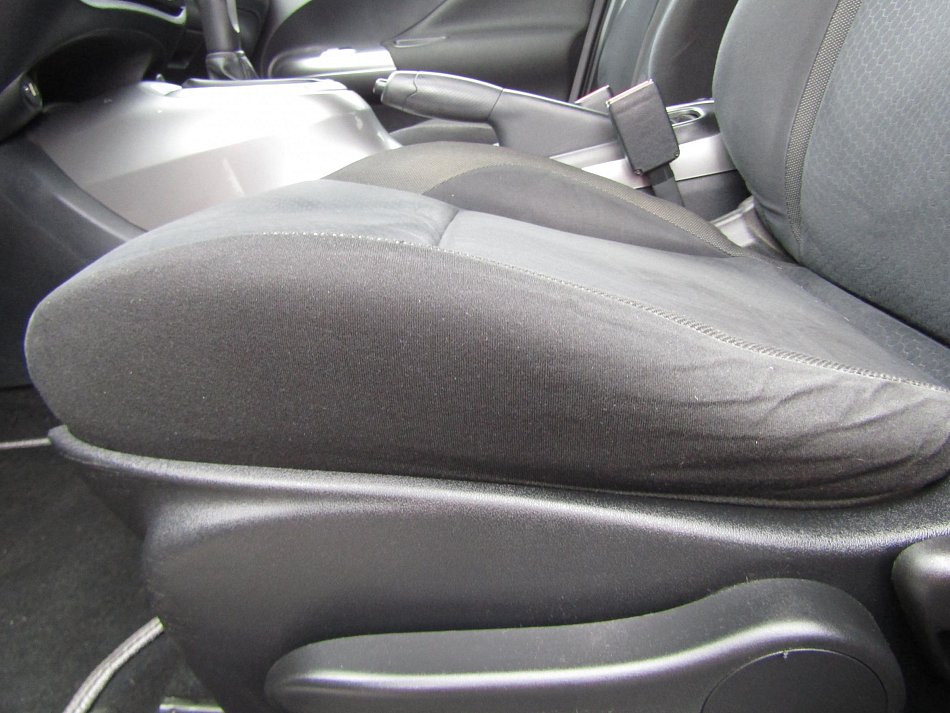 Nissan Juke 1.6 i 