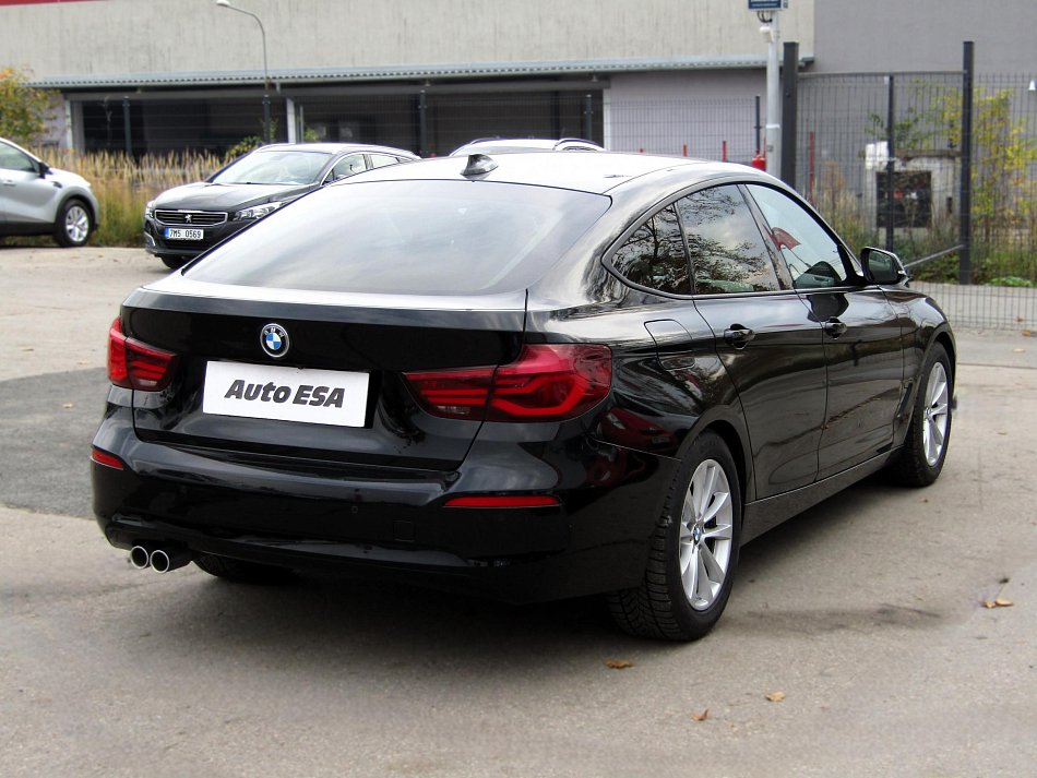 BMW Řada 3 2.0  Gran Turismo 330i xDrive