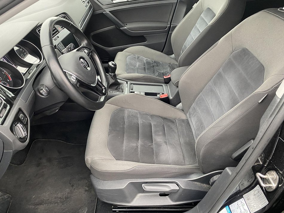 Volkswagen Golf 2.0 TDI 