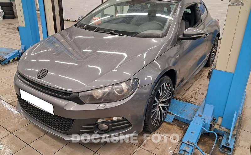 Volkswagen Scirocco 2.0 TSi 