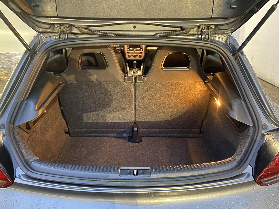 Volkswagen Scirocco 2.0TSi 