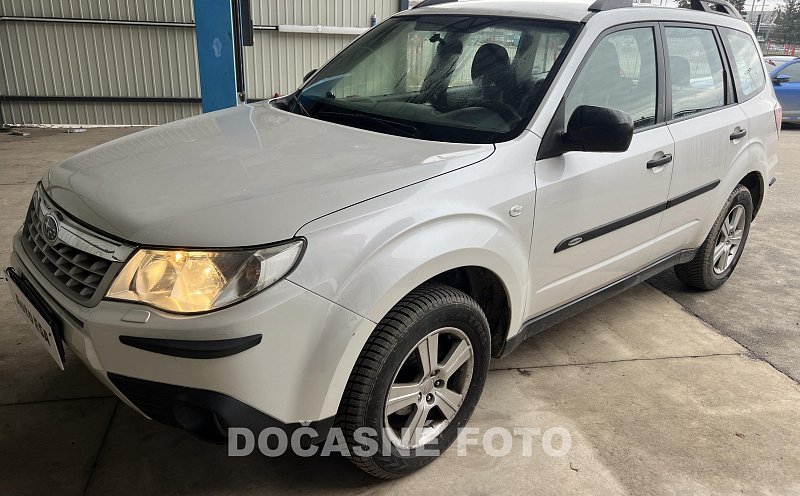 Subaru Forester 2.0 i  4x4