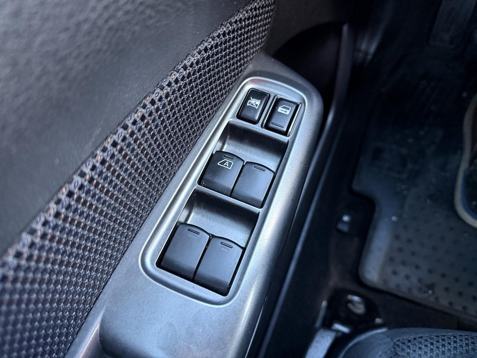 Subaru Forester 2.0 i  4x4