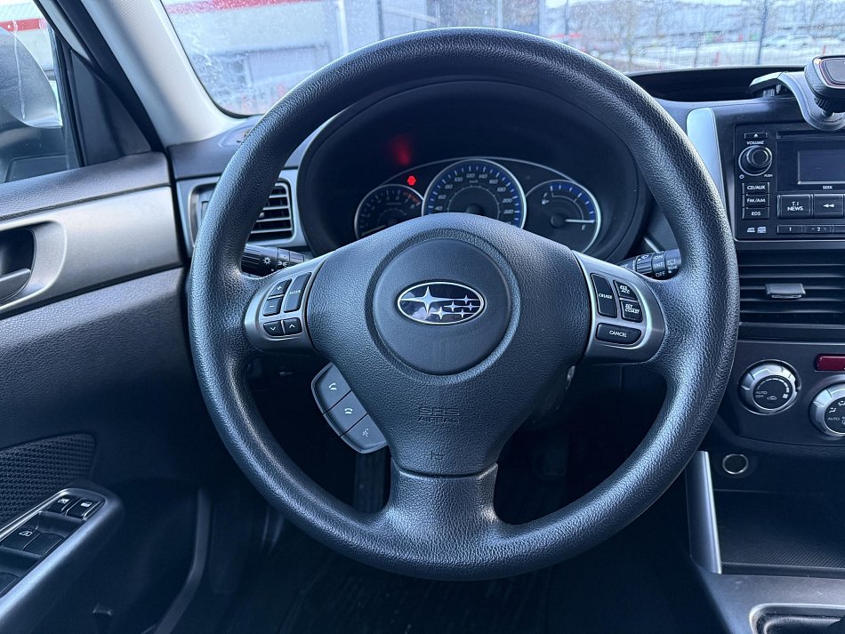 Subaru Forester 2.0 i  4x4