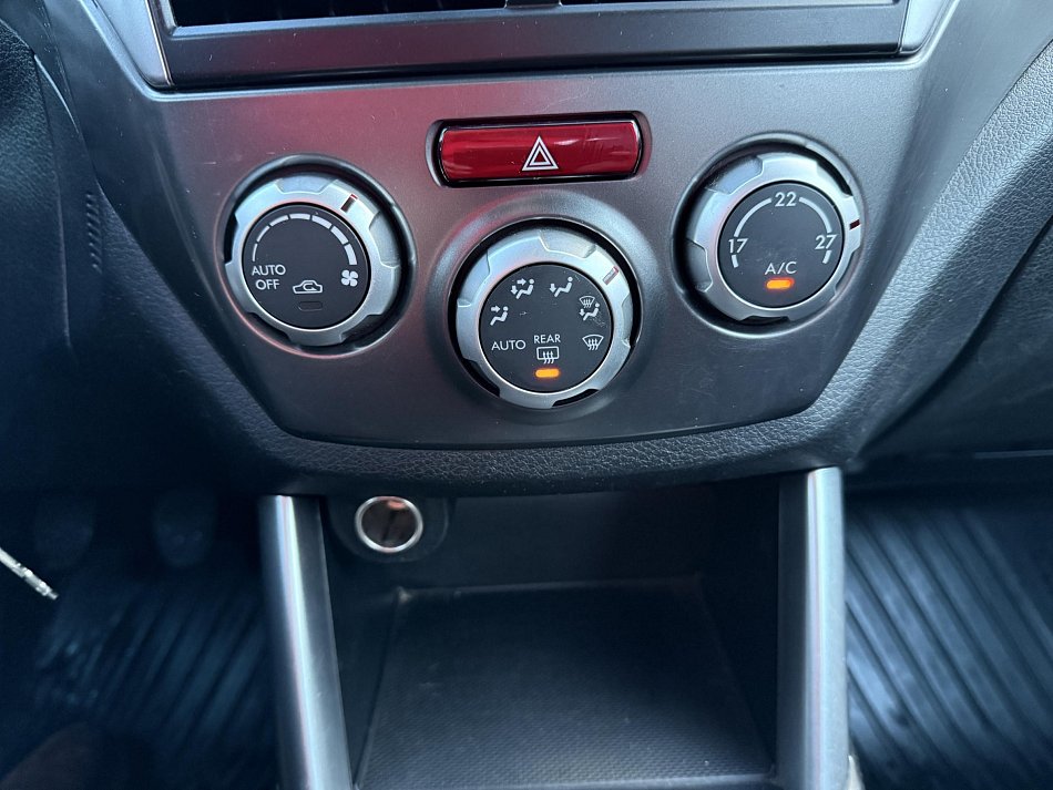 Subaru Forester 2.0 i  4x4