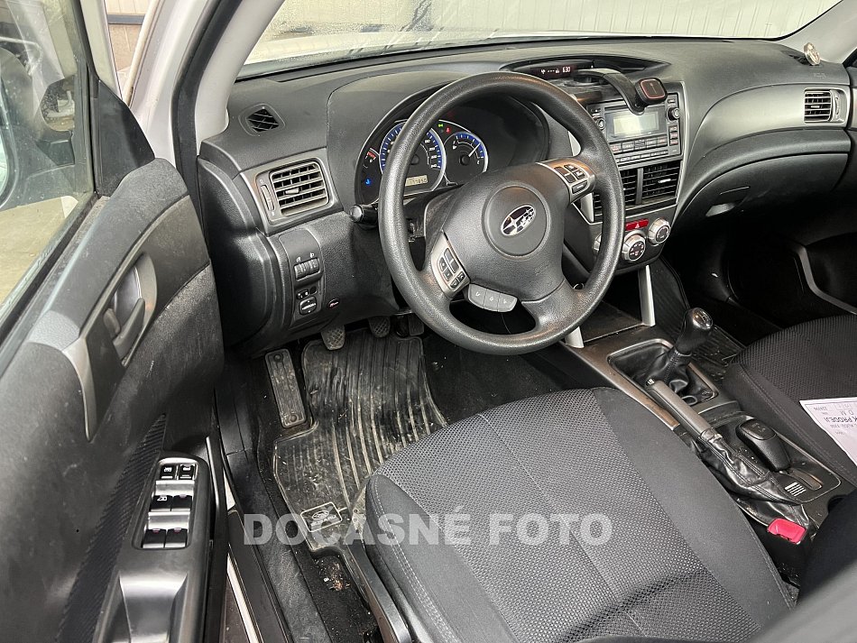 Subaru Forester 2.0 i  4x4