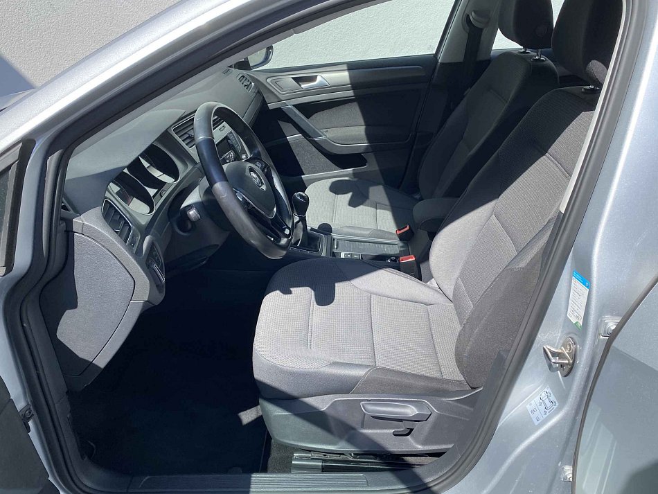 Volkswagen Golf 1.6 TDi Comfortline