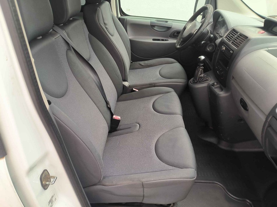 Peugeot Expert 2.0HDi  6míst