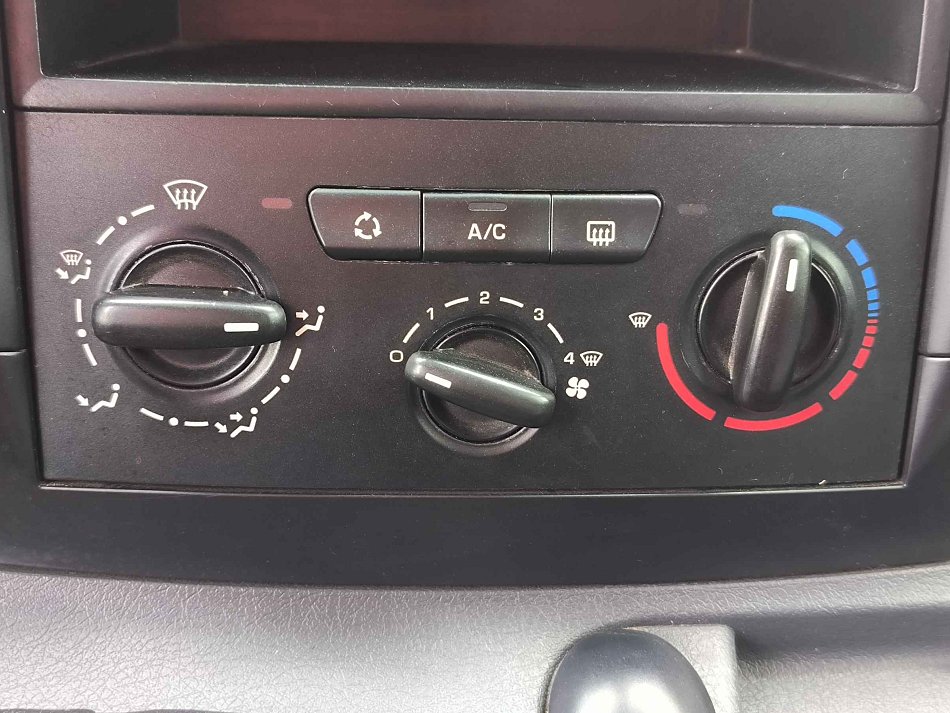 Peugeot Expert 2.0HDi  6míst