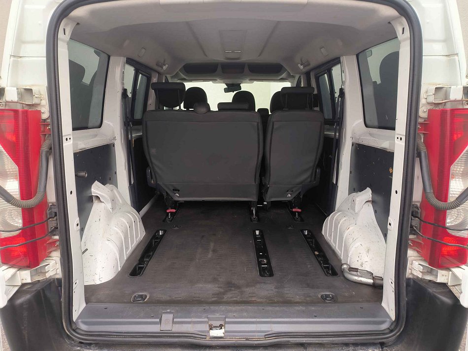 Peugeot Expert 2.0HDi  6míst