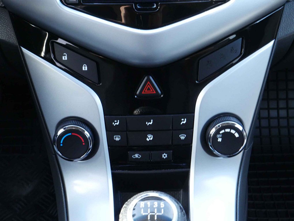 Chevrolet Cruze 1.6 16V 