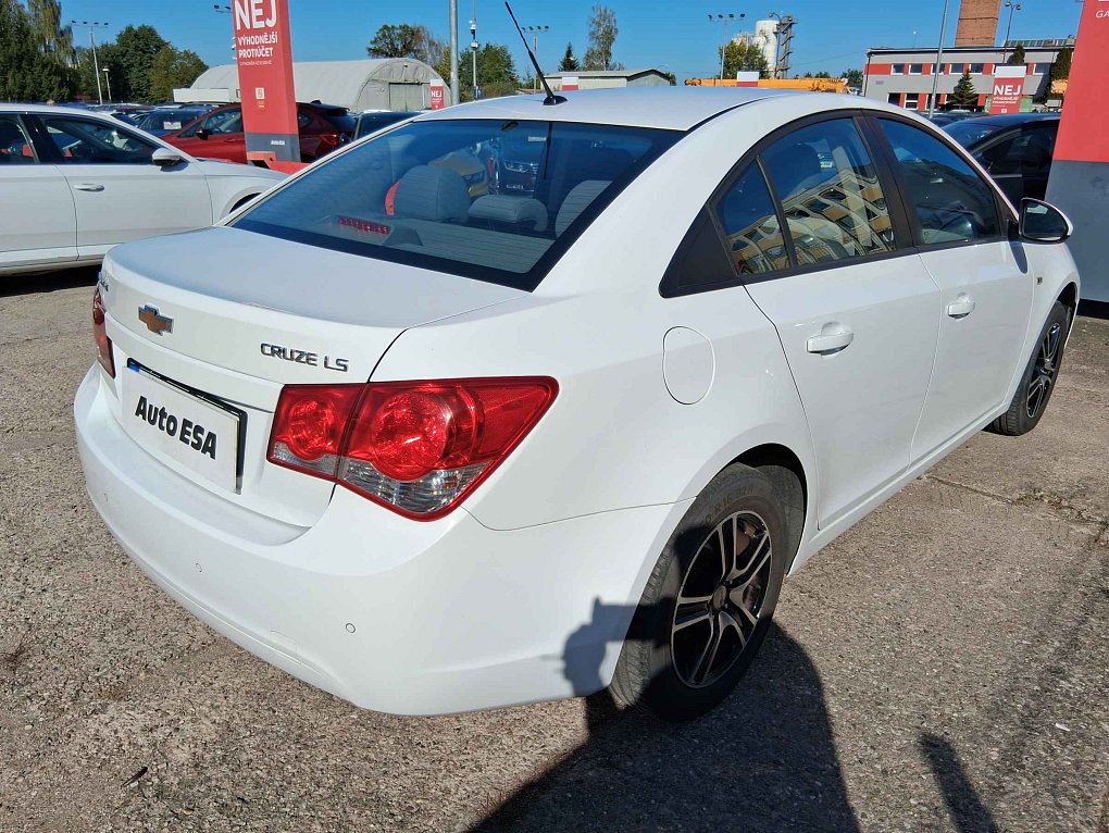 Chevrolet Cruze 1.6 16V 