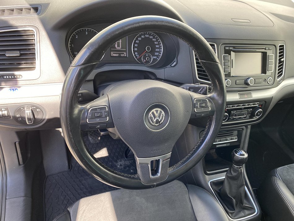 Volkswagen Sharan 2.0 TDi Highline