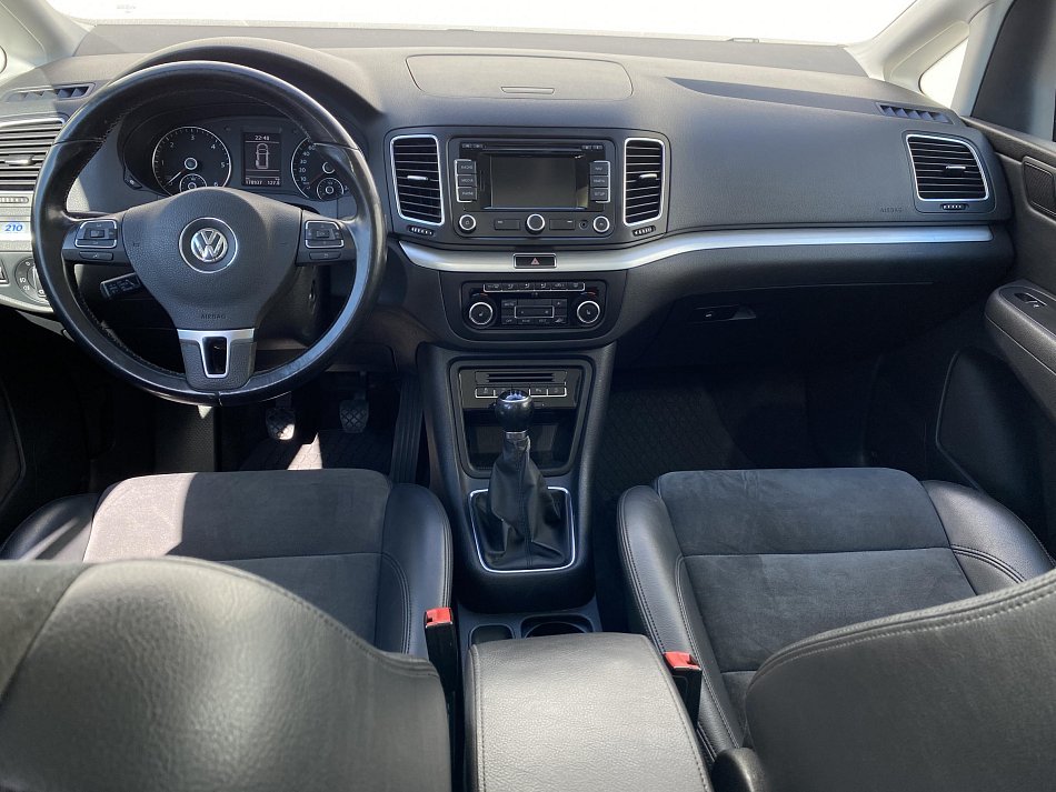 Volkswagen Sharan 2.0 TDi Highline