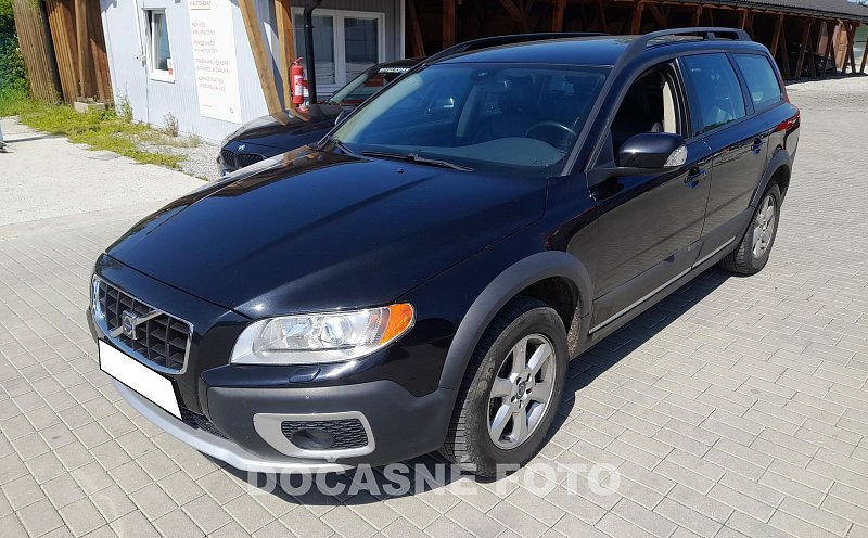Volvo XC70 2.4 D5  AWD