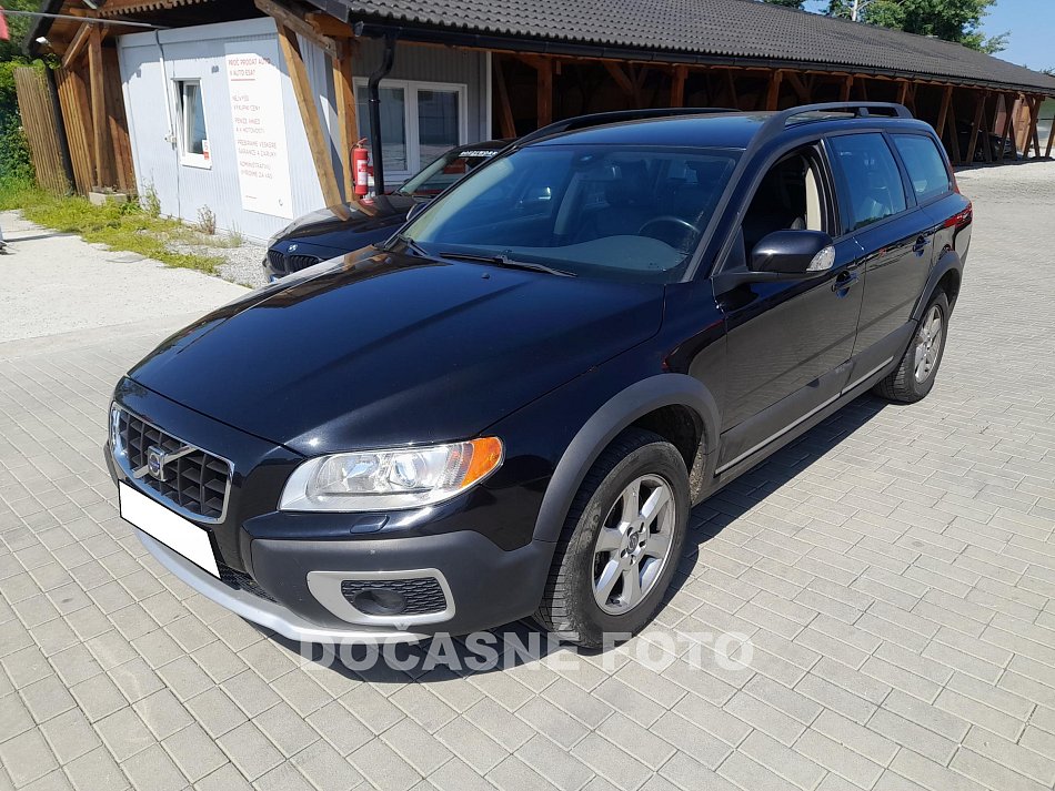 Volvo XC70 2.4 D5  AWD