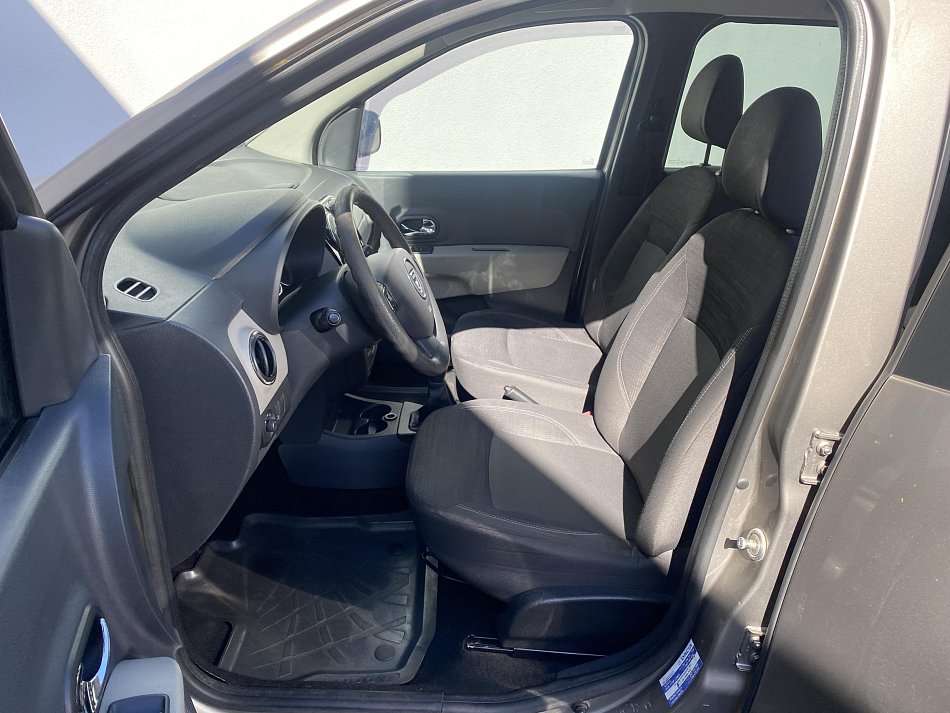 Dacia Lodgy 1.2 TCe  7 míst