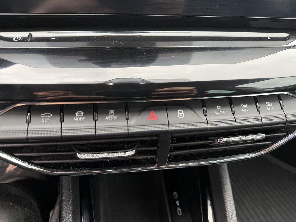 Škoda Octavia IV 1.5 TSi Style