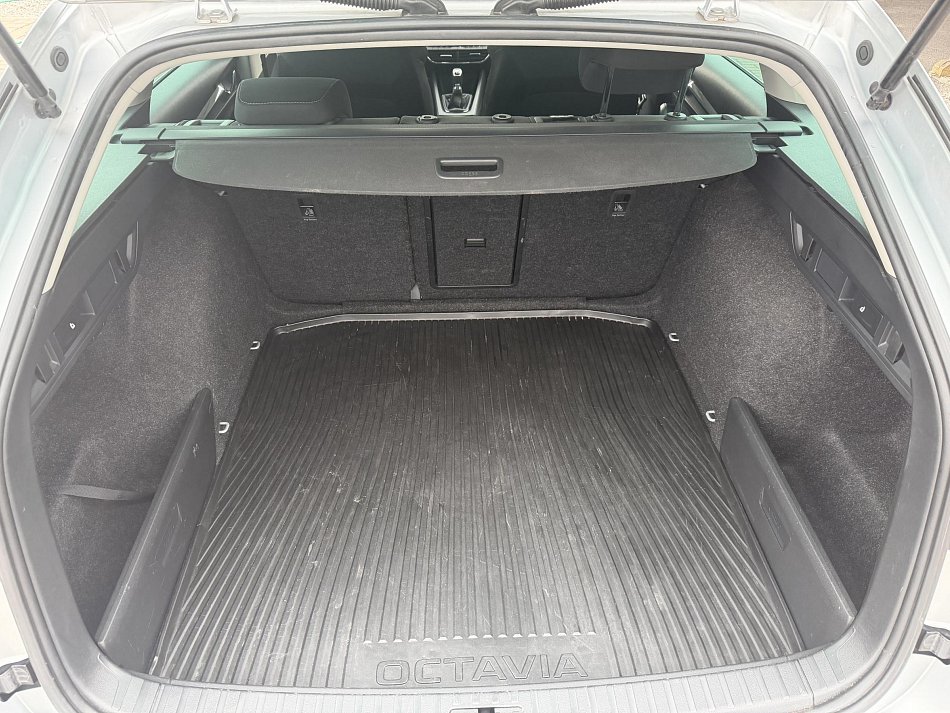 Škoda Octavia IV 1.5 TSi Style