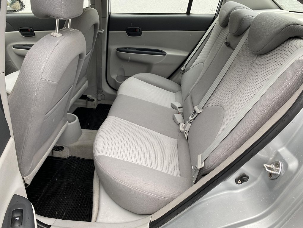 Hyundai Accent 1.4 i 