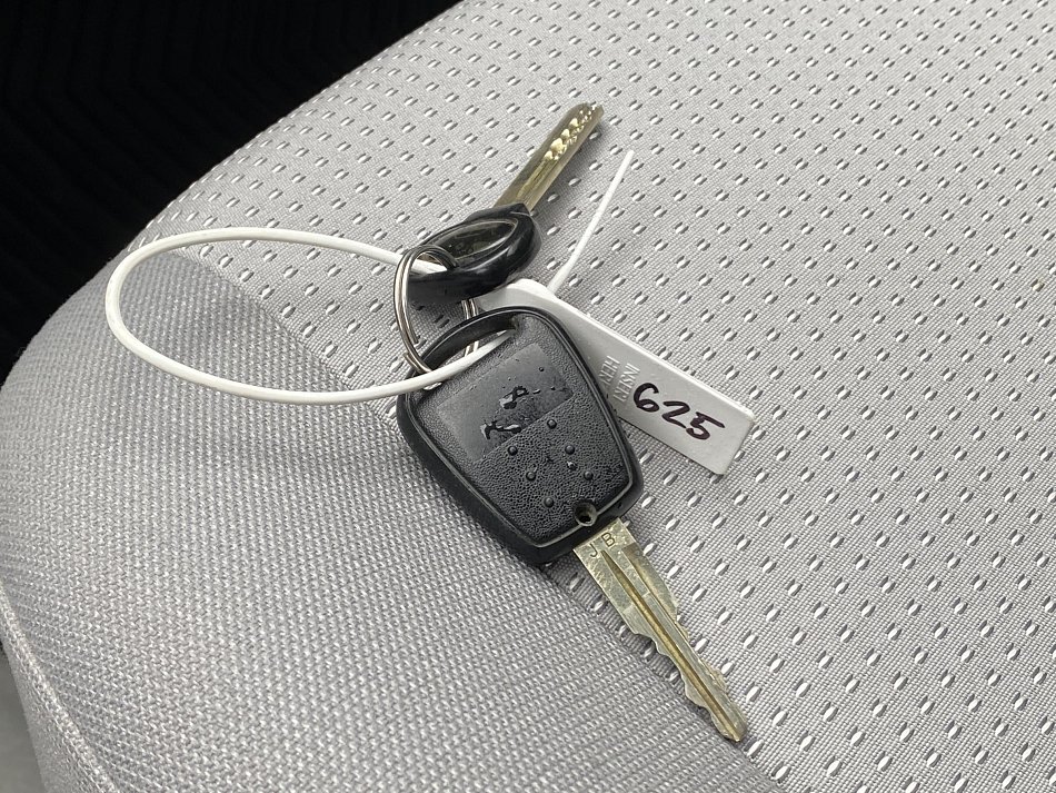 Hyundai Accent 1.4 i 