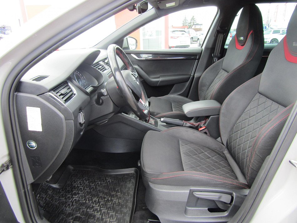 Škoda Octavia III 2.0 TDi RS