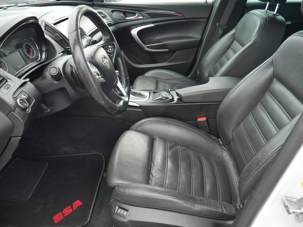 Opel Insignia 2.0TDCI 