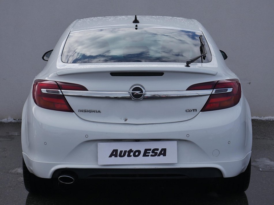 Opel Insignia 2.0TDCI 