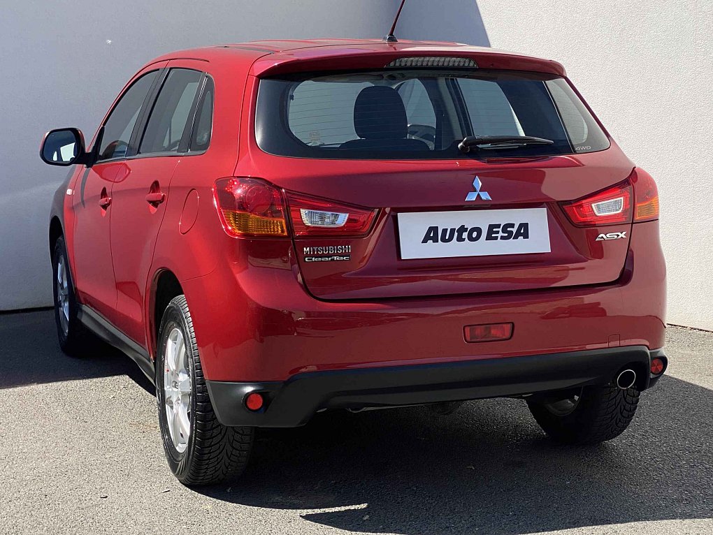 Mitsubishi ASX 1.8D  4x4