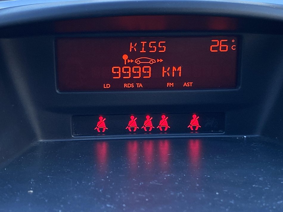 Peugeot 207 1.4i 