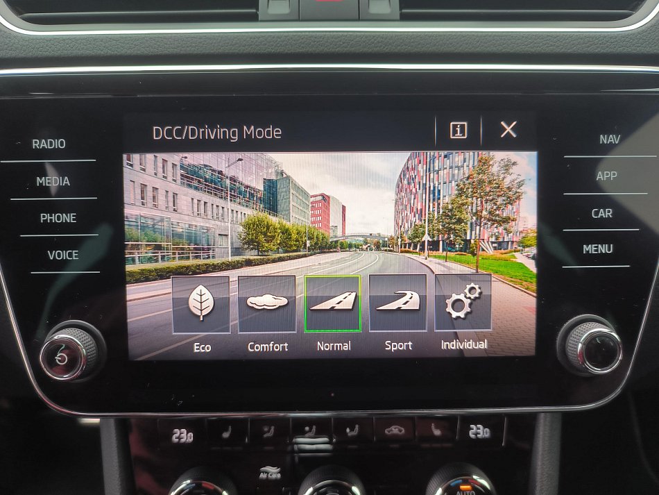 Škoda Superb III 2.0 TDI 