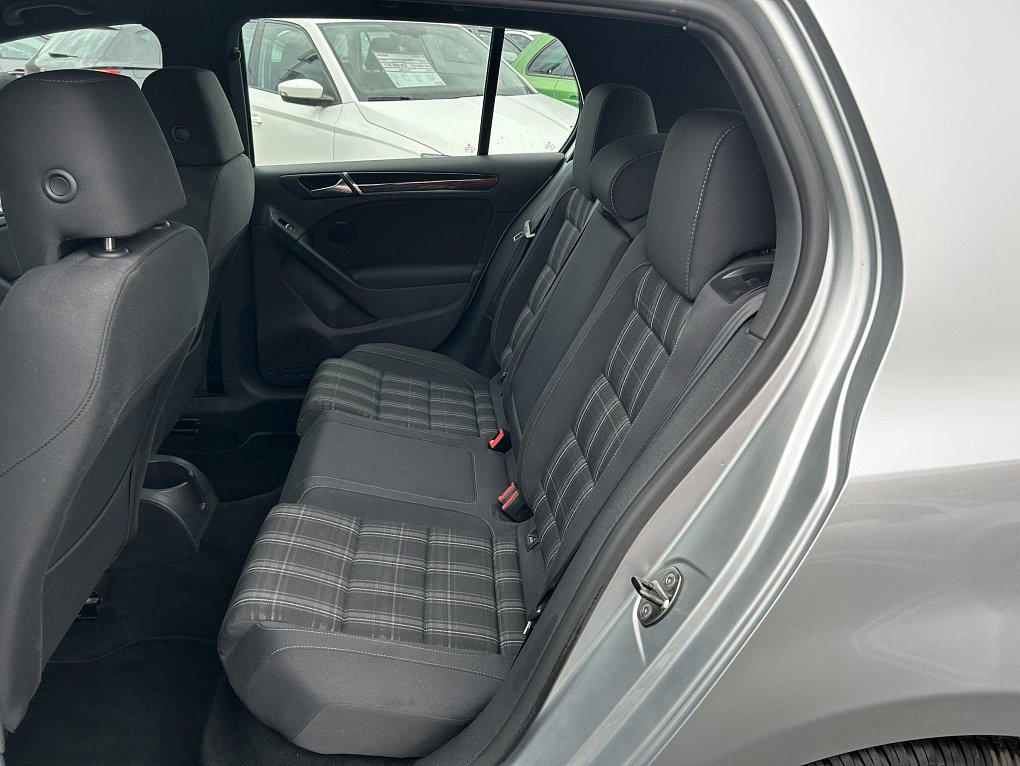 Volkswagen Golf 2.0TDi 