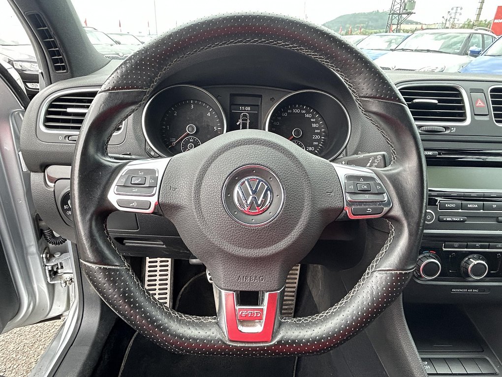 Volkswagen Golf 2.0TDi 
