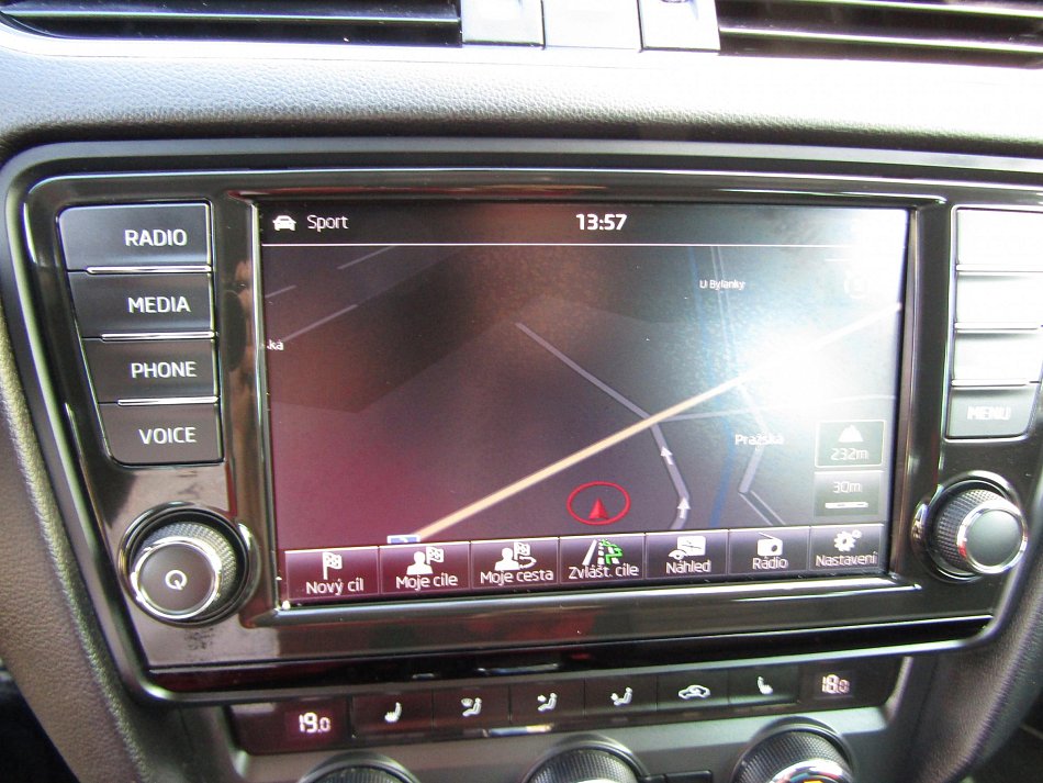 Škoda Octavia III 2.0 TDi RS