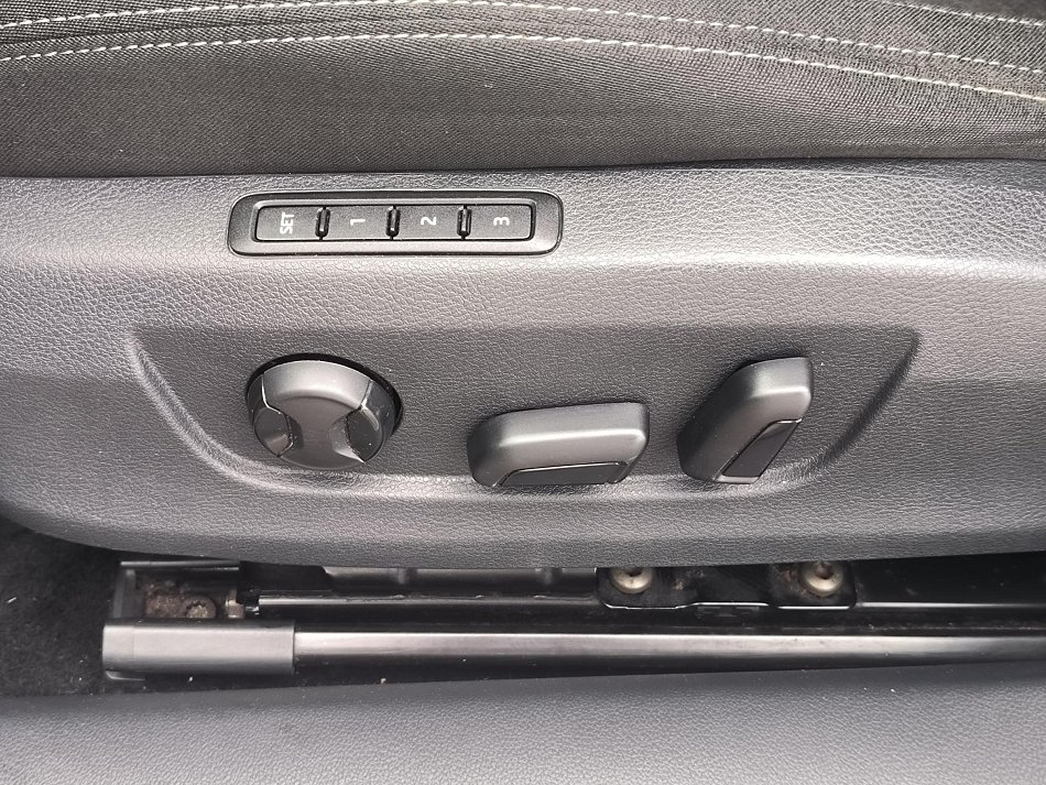 Škoda Superb III 1.4 TSi Style