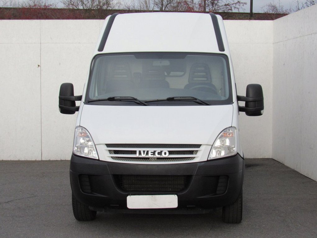 Iveco Daily 3.0D 