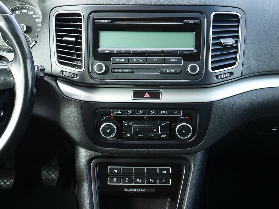 Volkswagen Sharan 2.0TDi 
