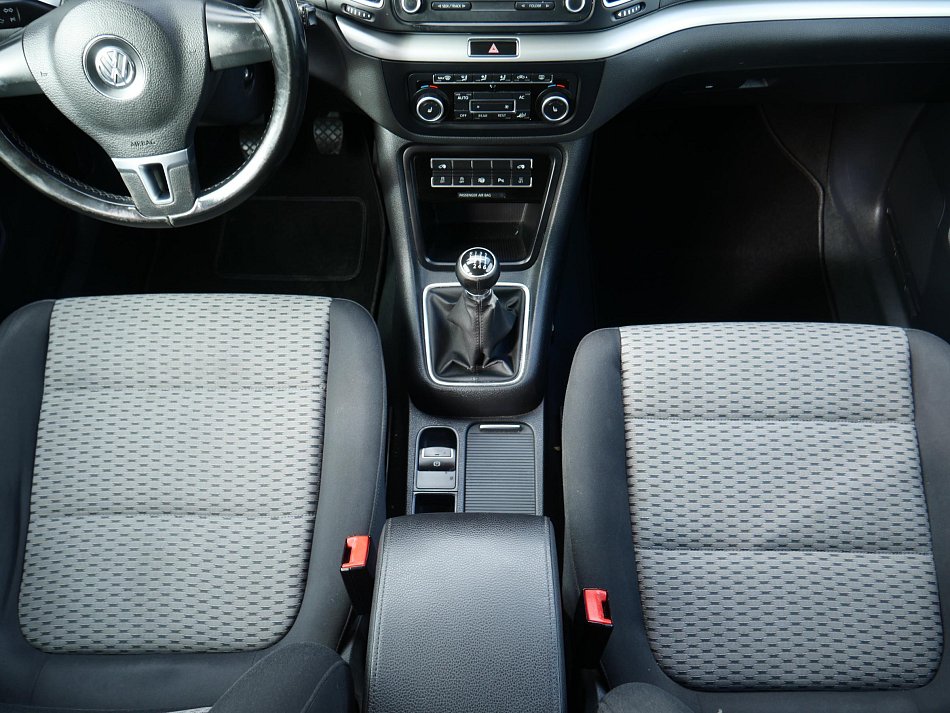 Volkswagen Sharan 2.0TDi 