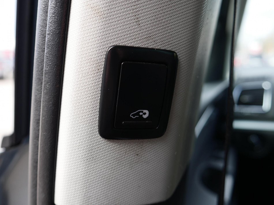 Volkswagen Sharan 2.0TDi 