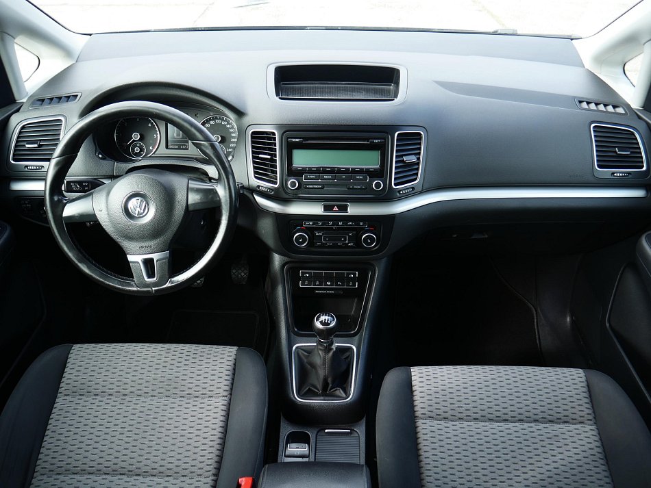 Volkswagen Sharan 2.0TDi 
