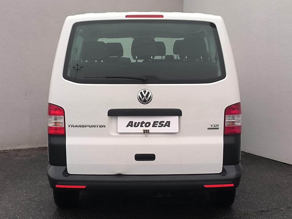 Volkswagen Transporter 2.0TDi  9míst