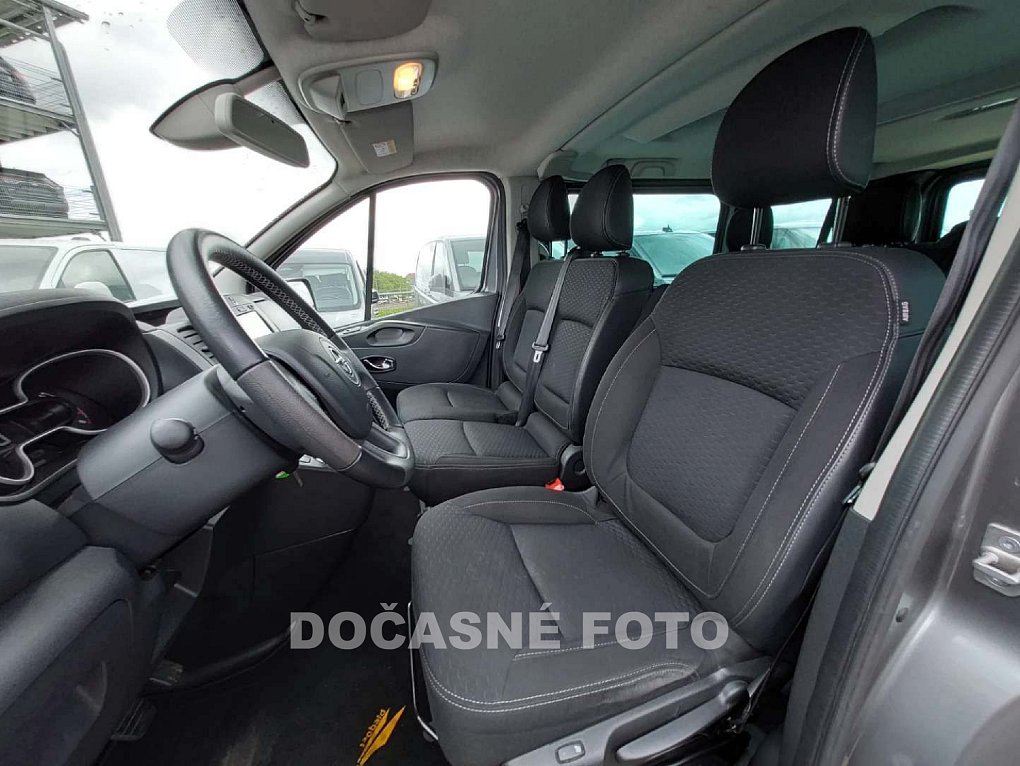 Opel Vivaro 1.6CDTi  9míst