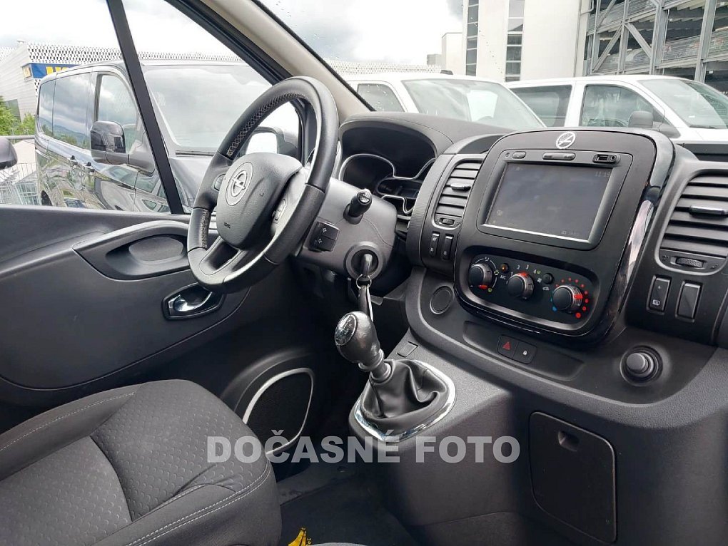 Opel Vivaro 1.6CDTi  9míst