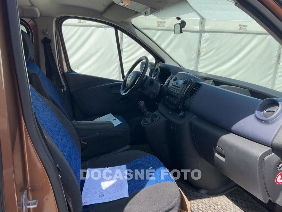 Opel Vivaro 1.6CDTi  5míst