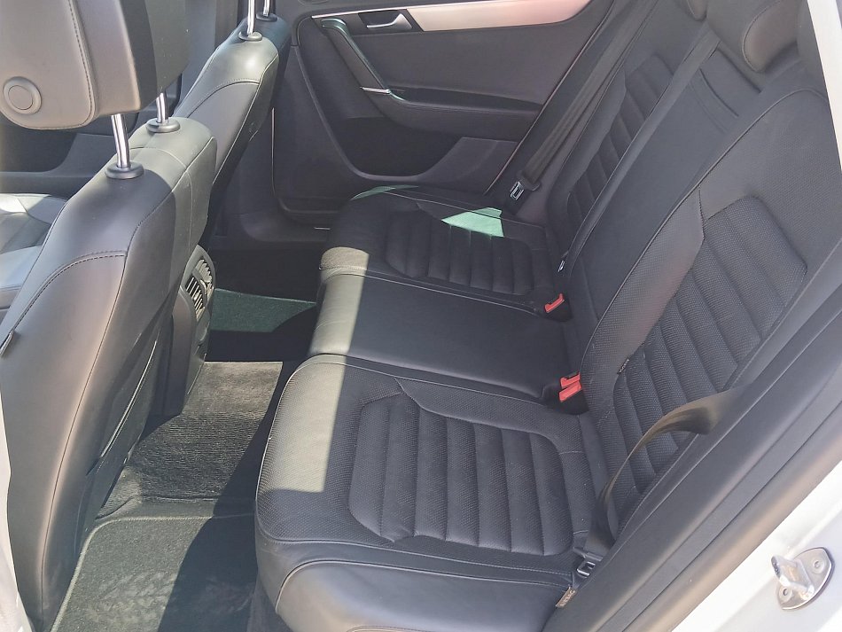 Volkswagen Passat 2.0 TDi 