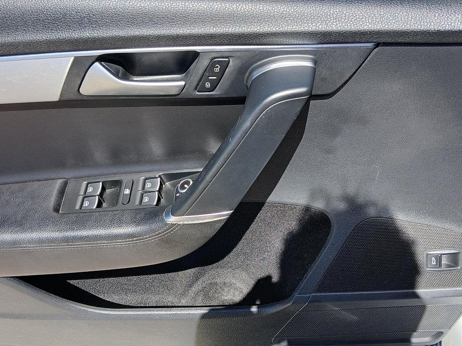 Volkswagen Passat 2.0 TDi 