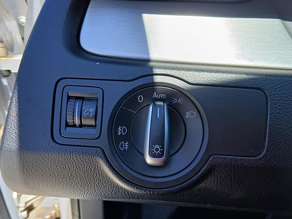 Volkswagen Passat 2.0 TDi 
