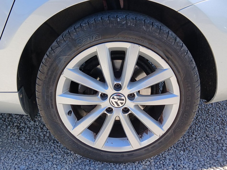 Volkswagen Passat 2.0 TDi 